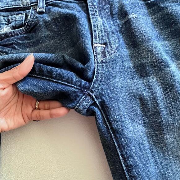7 For All Mankind Bootcut Mid Rise Women's Jean Size 29 Light Distressed Denim - Picture 5 of 9